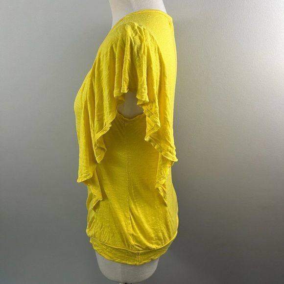 🌿4/$35🌿 FOREVER 21‎ Yellow Scoop Neck Tee (M) - Picture 4 of 8